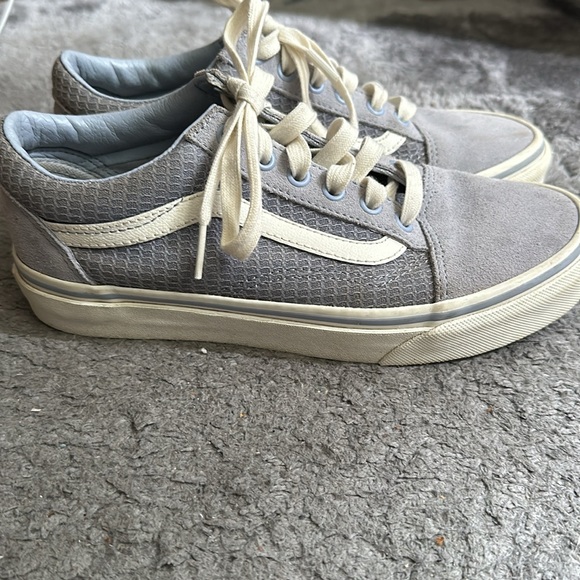 Old skool lilac vans shoes - Picture 3 of 3